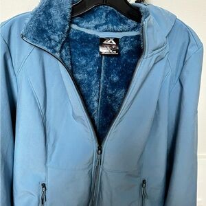 ZeroXposur Lillian Soft Shell Jacket. Removable hood size XL/XG